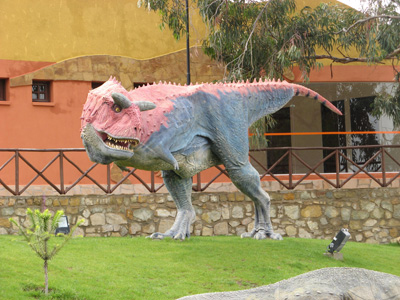 Cretaceous Park Museum illustrates the prehistoric fauna.