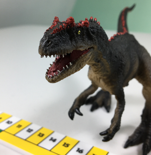 Mojo Fun Allosaurus dinosaur model (2020).
