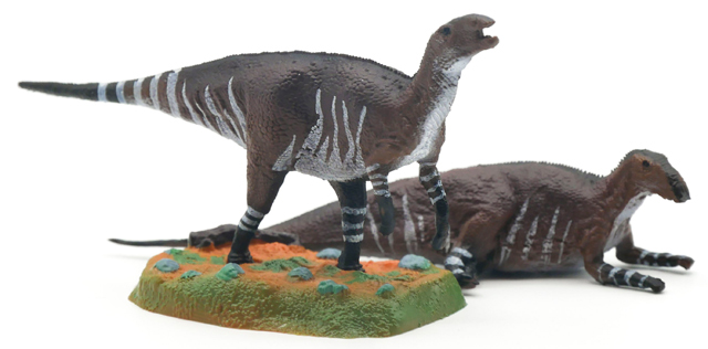 Wild Past Tethyshadros dinosaur models